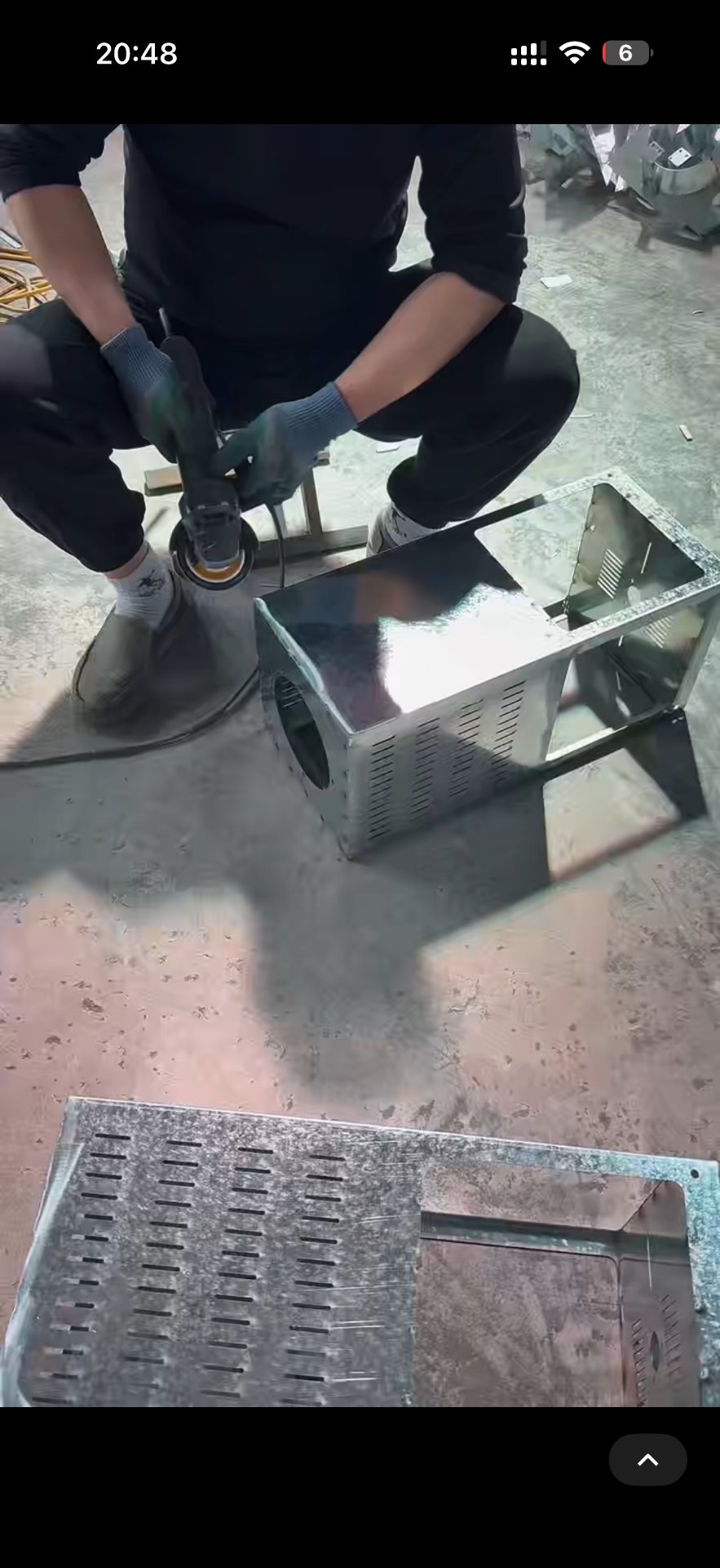 Metal grinding
